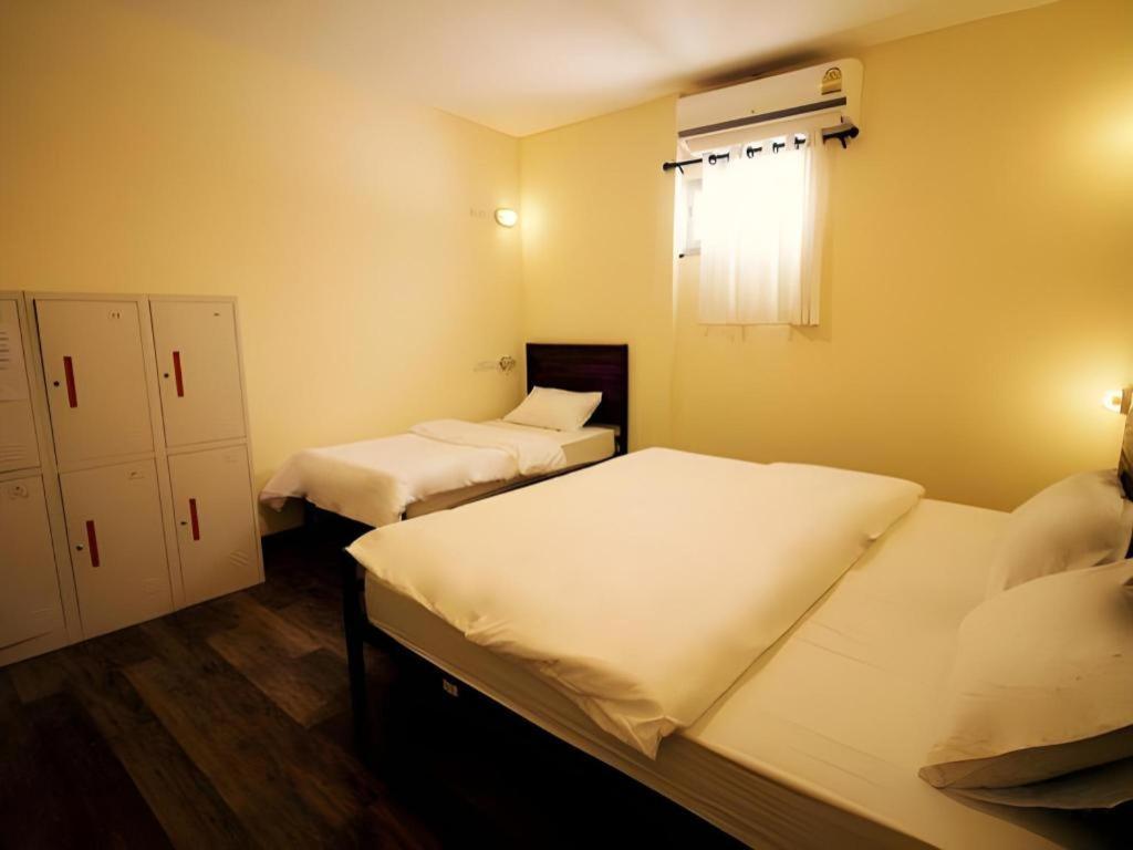 Art Hotel Sanamchai Bangkok Eksteriør billede
